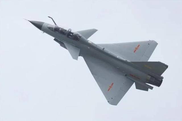 印尼买歼-10又生变<strong></p>
<p>西安博通资讯股份</strong>,90亿美元预算缩水到16亿,或考虑买退役战机