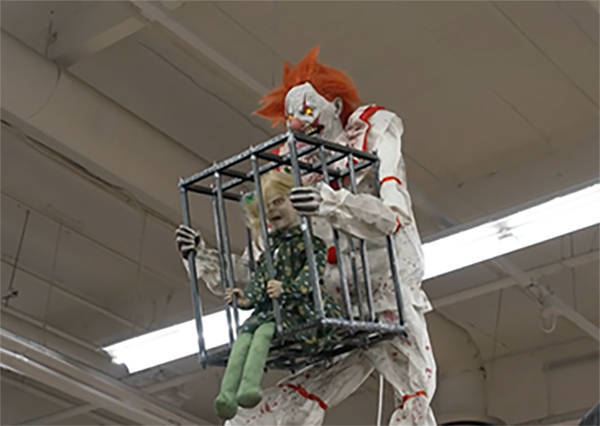 美国人正度过一个“没了中国货、最恐怖”的万圣节<strong></p>
<p>灵通资讯招聘</strong>,白宫发言人却仍嘴硬