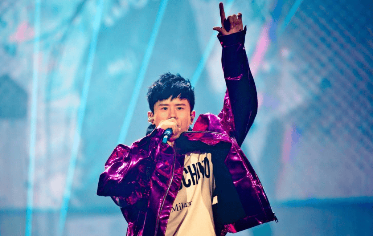 把陈粒“引爆”的耳返<strong></p>
<p>慈济全球资讯</strong>,为啥让这么多歌手又爱又恨