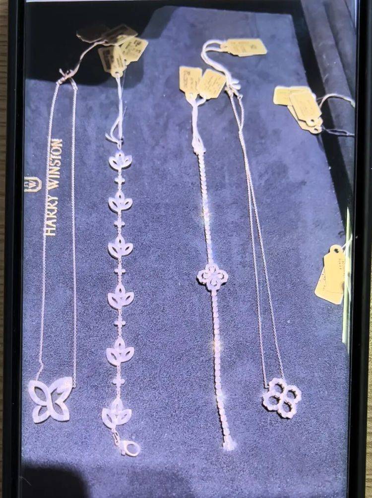 事发上海!女子崩溃“他昨晚还在我家吃饭”<strong></p>
<p>今日废钢资讯网</strong>,聊天记录曝光诈骗细节