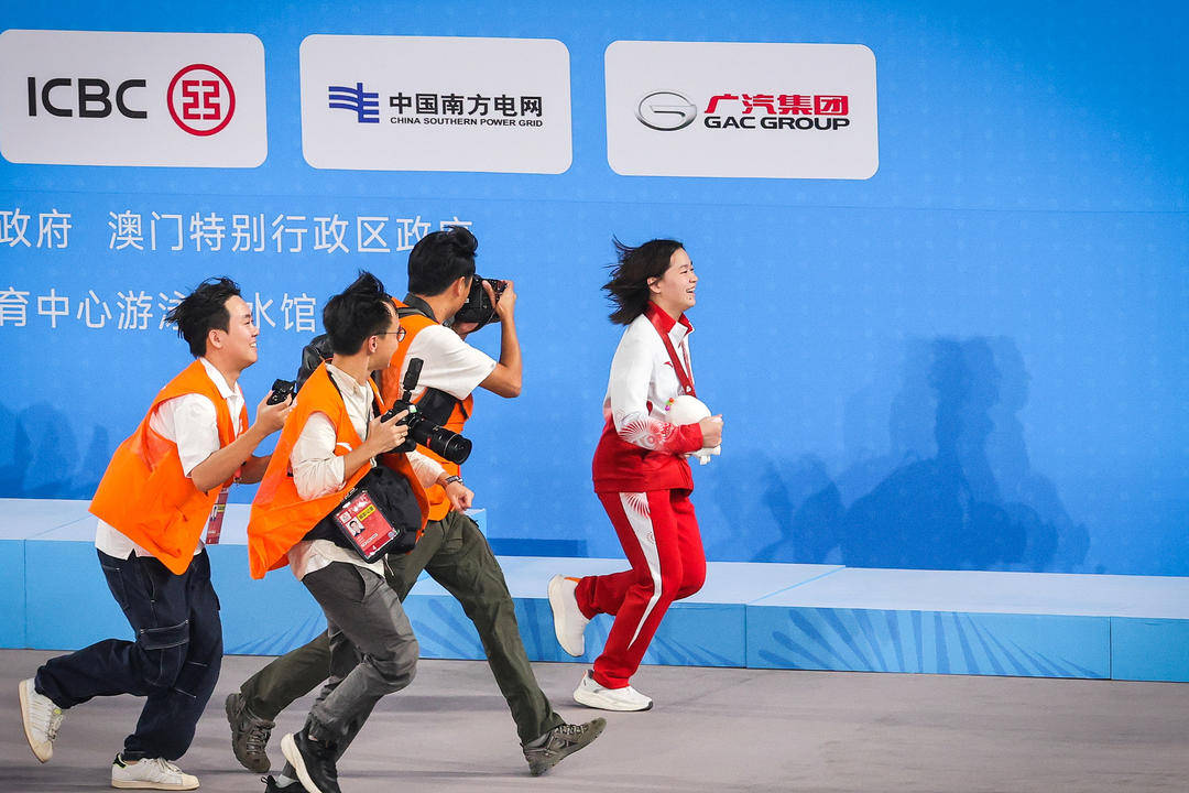 十五运惊现“水花消失术”<strong></p>
<p>dota2更新资讯</strong>，全红婵复出首秀夺冠