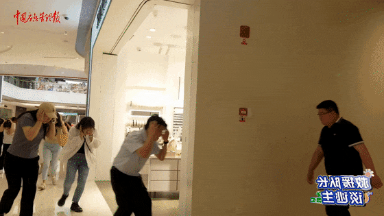 致16死39伤！遇难者全部集中在5层<strong></p>
<p>灵通资讯电子版手机版</strong>，火灾细节披露→