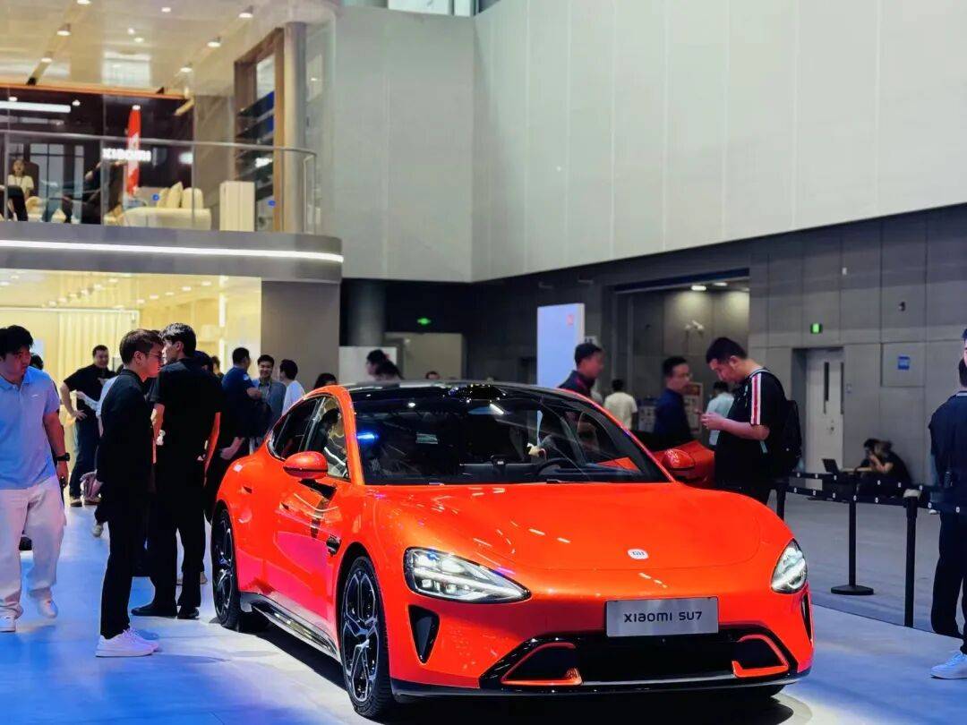 小米SU7常州再起火<strong></p>
<p>林俊杰微博</strong>！车主称“锂电池未及时取出”