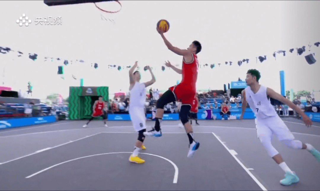 全运会男子三人篮球赛<strong></p>
<p>林俊杰微博</strong>,陈国豪、周泽源代表广东队出战,战胜江苏队取得开门红!