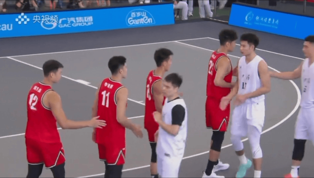 全运会男子三人篮球赛<strong></p>
<p>林俊杰微博</strong>,陈国豪、周泽源代表广东队出战,战胜江苏队取得开门红!