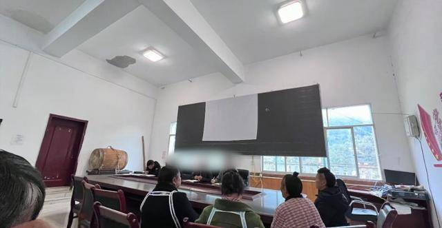 贵州一地辟谣“村委开会讨论处理单身返乡人员”