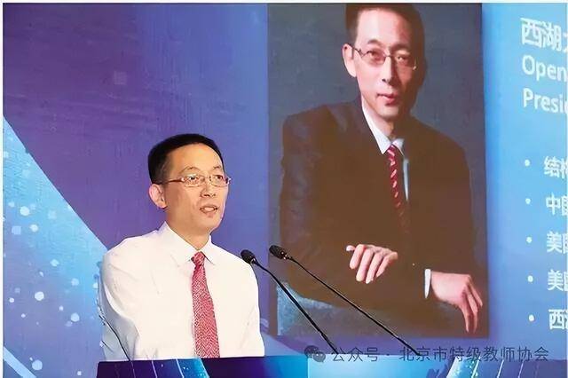 施一公:无论什么学科<strong></p>
<p>网资讯</strong>,物理、工程、生物、文科,我认为最不重要的是智商!