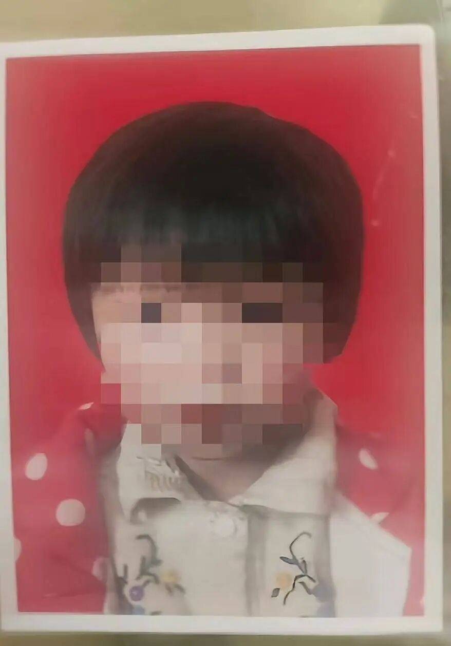 河南鲁山8岁女孩走失5天后在化粪池找到<strong></p>
<p>网站资讯</strong>，无生命体征，家属：化粪池盖子没盖，掉进去了