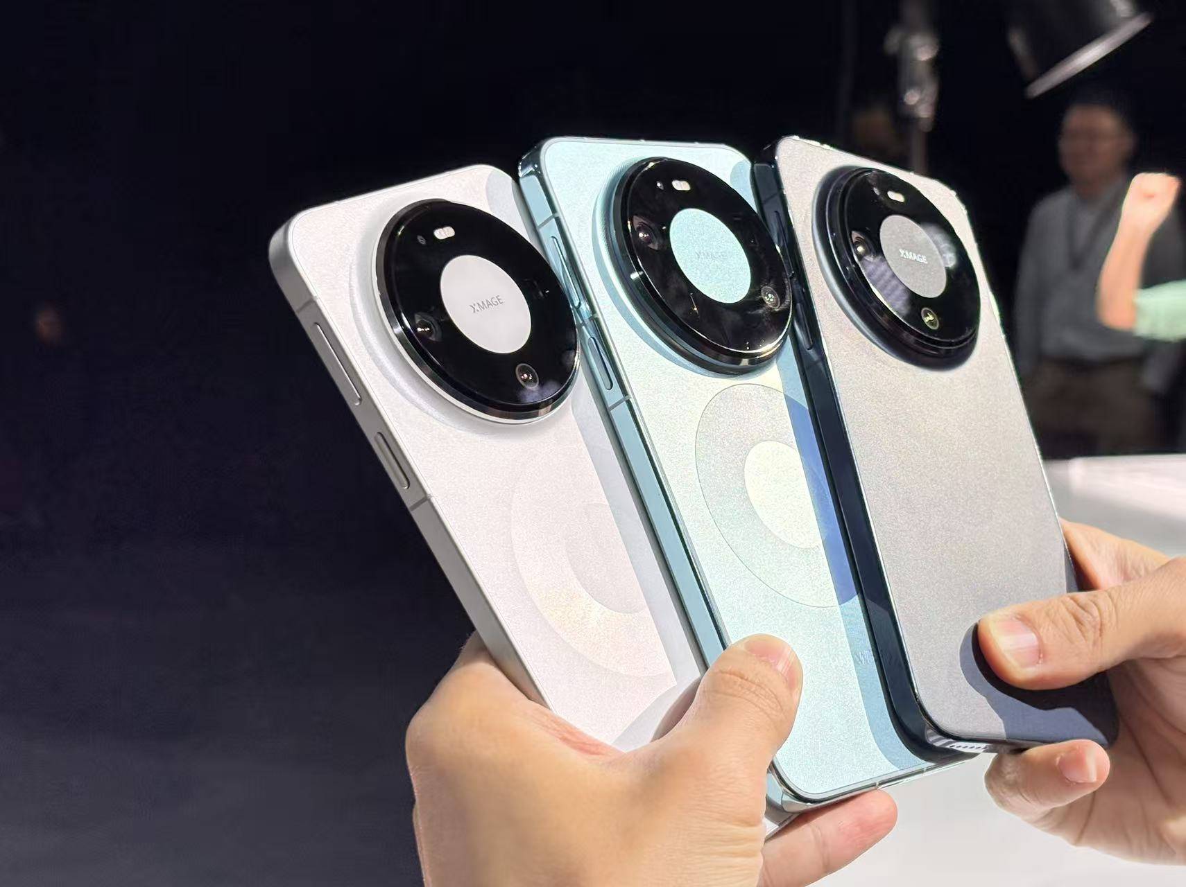 对手集体涨价<strong></p>
<p>网站资讯</strong>,Mate 80却大降800元!鸿蒙生态突围,华为继续以价换量