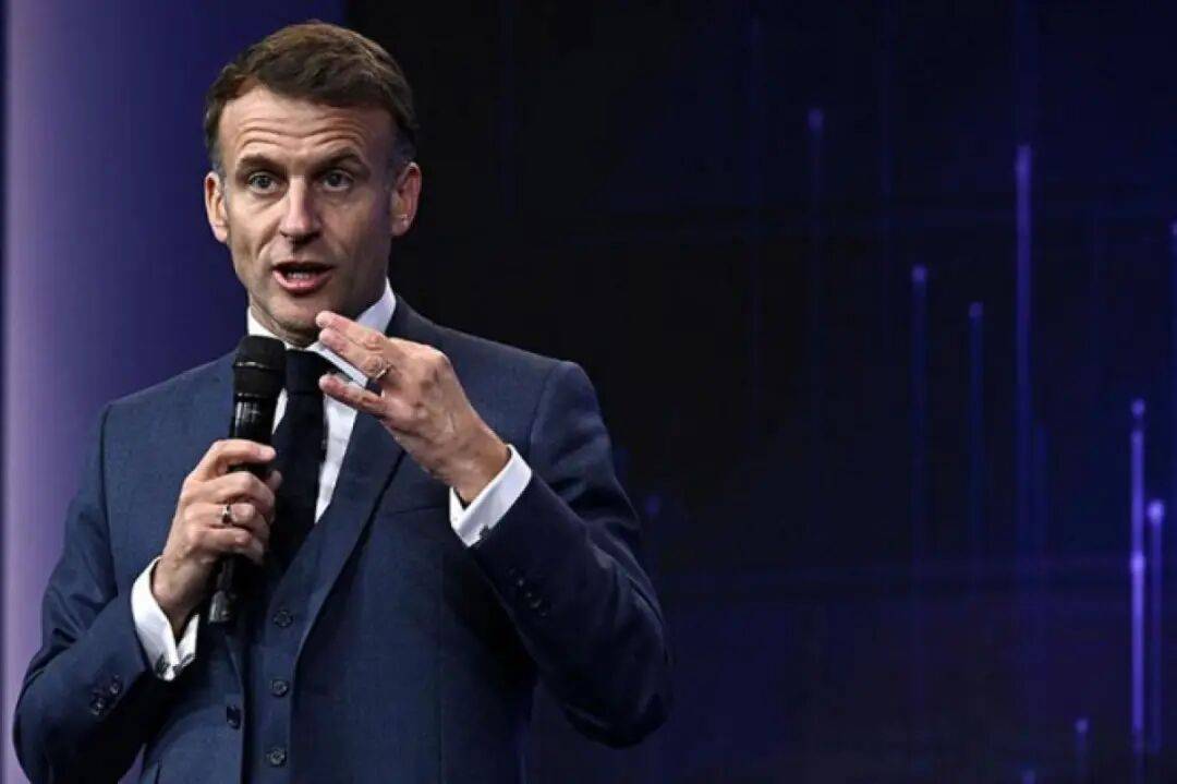 马克龙一路追着它俩<strong></p>
<p>点资讯</strong>,抢先一步要访华!