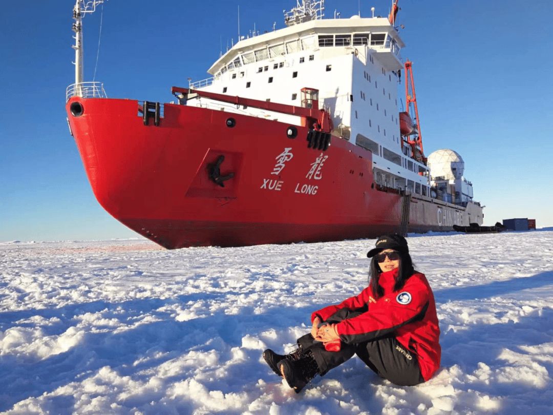 突然爆火！浙大女博士一个月涨粉超50万<strong></p>
<p>博资讯</strong>，“我是过了把瘾”！网友：丝滑入脑……