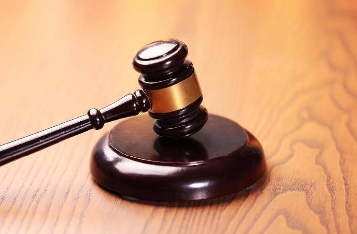 患高血压男子“抿了一口”啤酒后死亡<strong></p>
<p>怎么关闭资讯</strong>，家属起诉同饮者等索赔上百万 法院判了