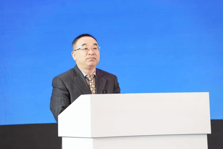 今年第20“虎”任上被查<strong></p>
<p>本地资讯</strong>！公安厅原厅长被公诉