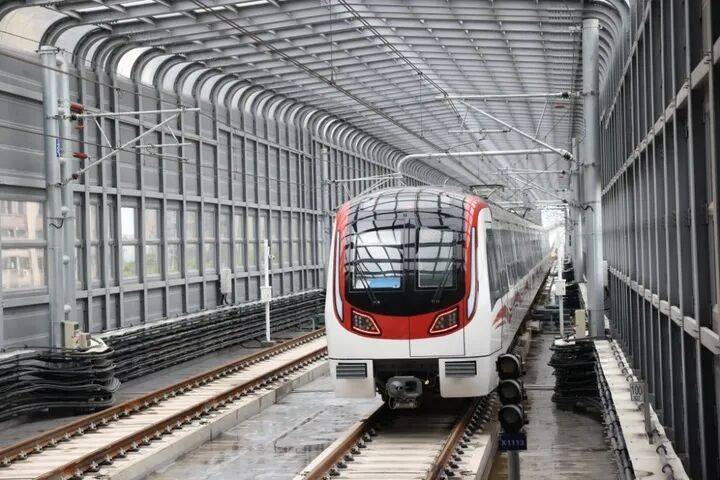 南京首条跨省地铁开通！乘客说：“我坐地铁不去哪里<strong></p>
<p>北京资讯</strong>，就是高兴！”